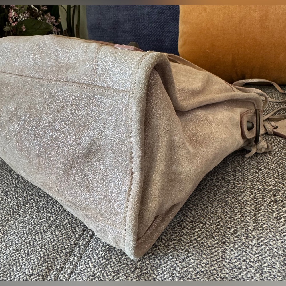 Balenciaga x Neiman Marcus Limited Edition City Bag - Picture 10 of 17